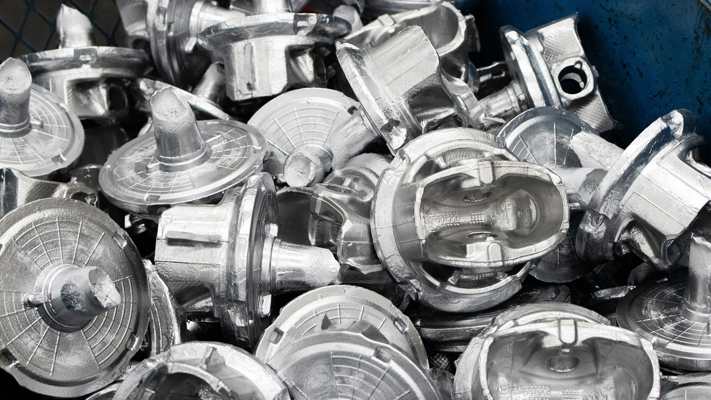Sustainable Metal Processing: Eco-Friendly Trends in Manufacturing salvador escalante ofe9f0vheec unsplash